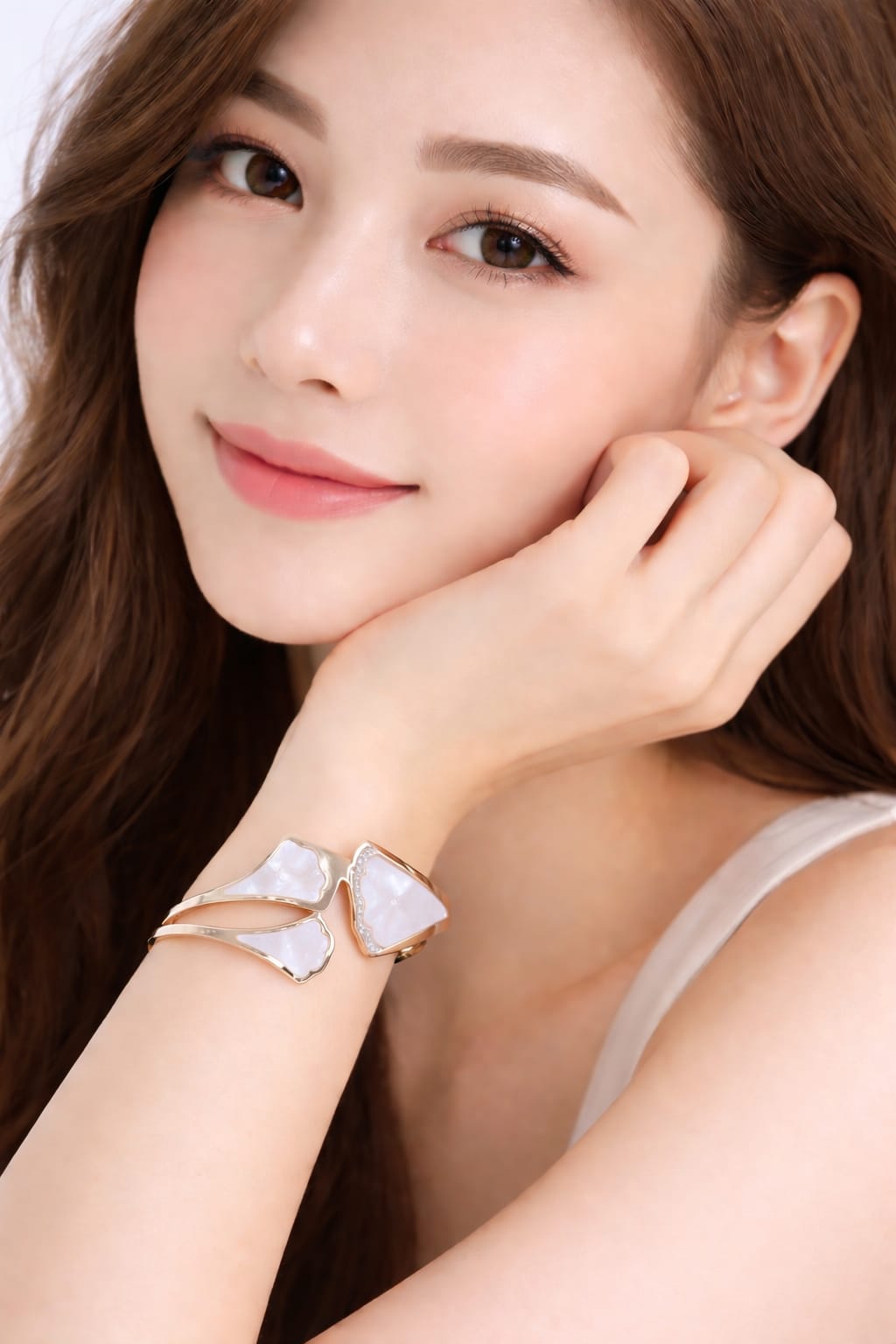 Mother of Pearl Nacre Enamel-Plated Bracelet for Women