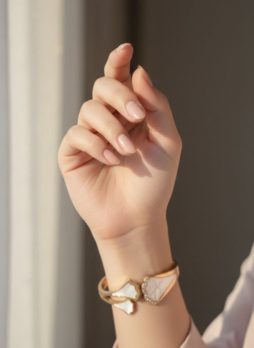 Mother of Pearl Nacre Enamel-Plated Bracelet for Women